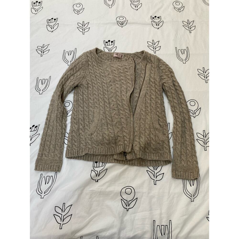 Forever 21 Gray Knit Sweater